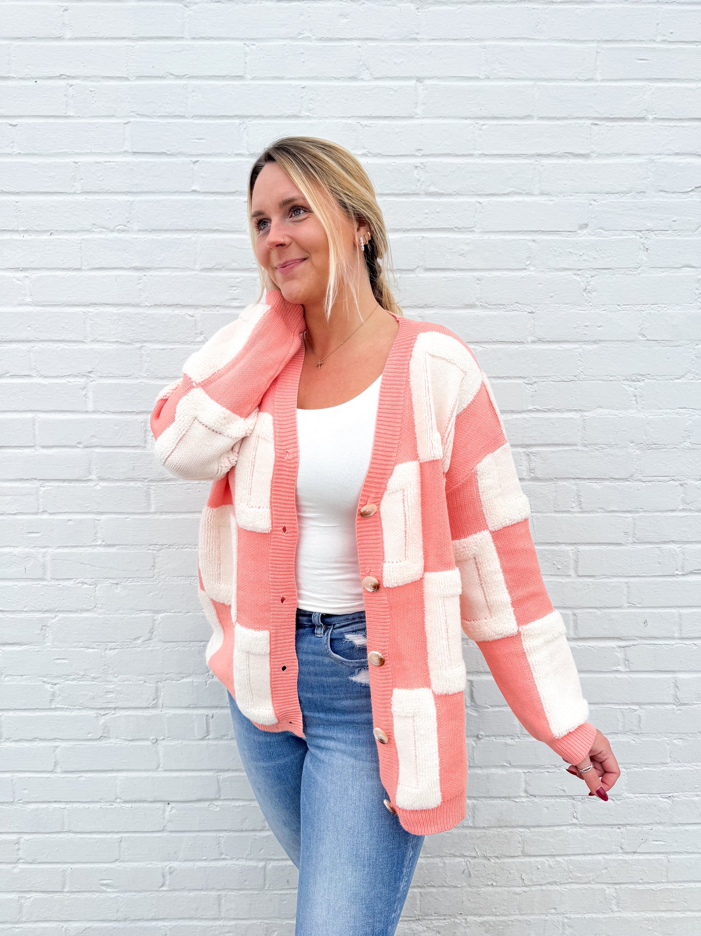 Chic Checkered Cardigan (Pink)