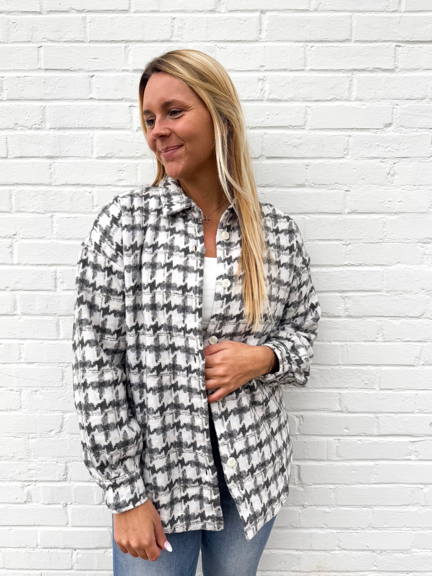 Houndstooth Haven Shacket (Grey Combo)